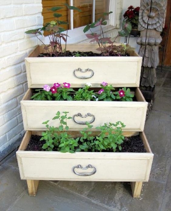 from dresser to planter