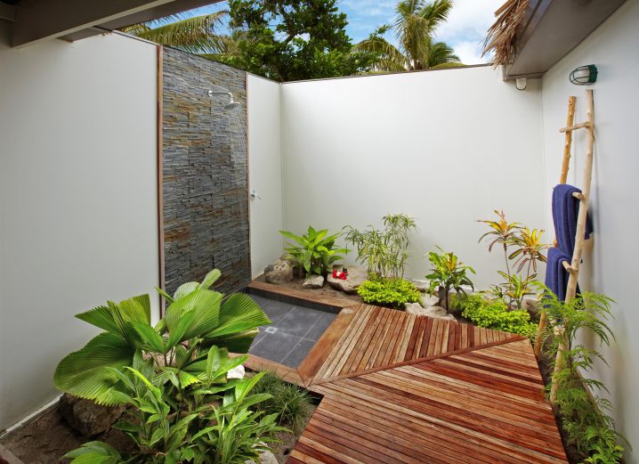 simple-outdoor-bathroom-plans-inspiration-2-lR0wv