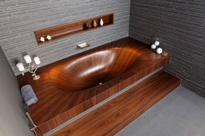 Wooden-Bathtub-3