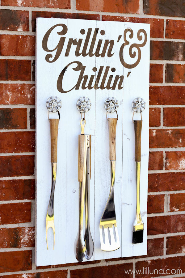 grillin-and-chillin-sign-8