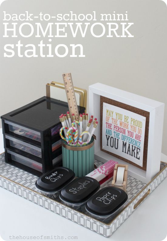 DIY-Back-to-School-Homework-Station-Ideas-Mini-Homework-Station-Tutorial-for-Small-Spaces-and-portable-via-the-house-of-smiths