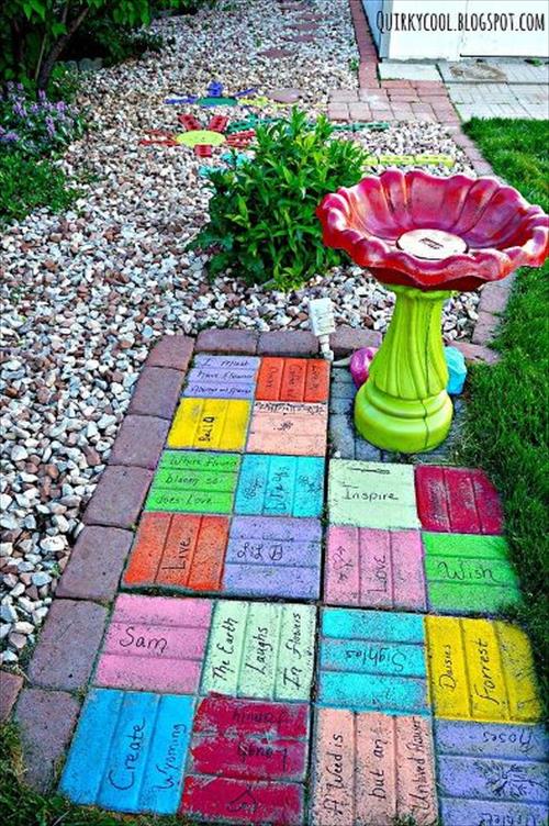 DIY-recycled-yard-art-ideas-at-home