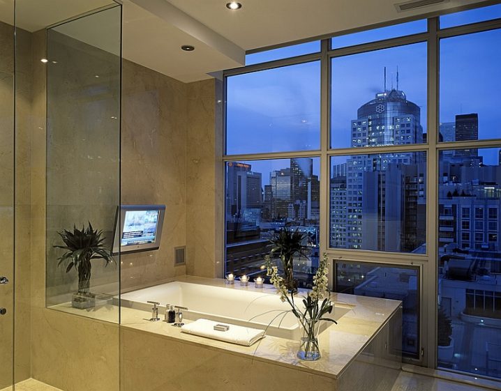 contemporary-bath-with-a-view-of-the-city-skyline