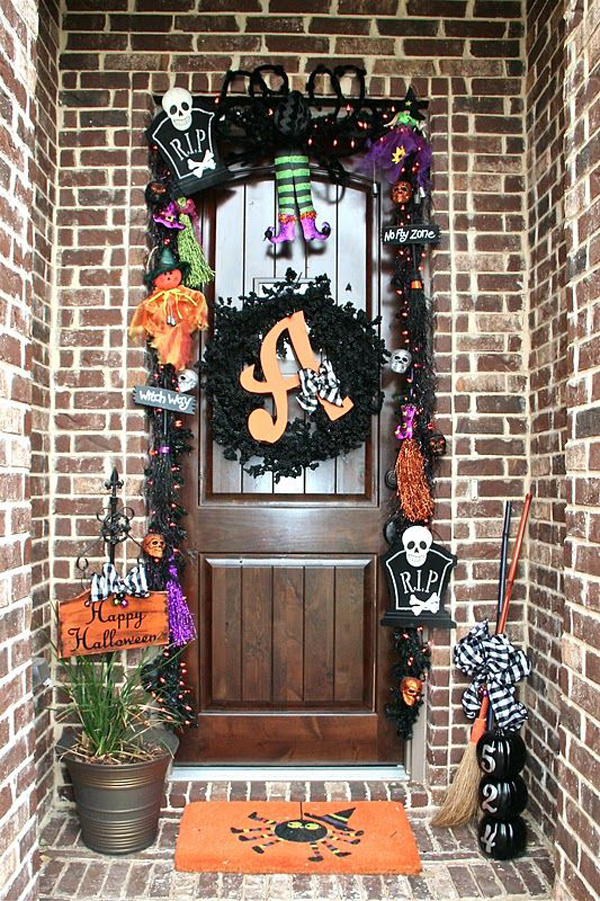 beautiful-halloween-front-door