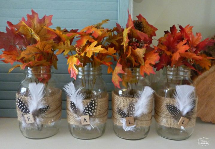 burlap-and-feather-wrapped-fall-mason-jars-1024x712
