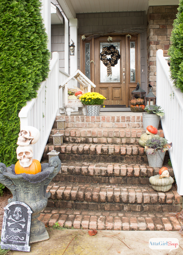 spooky-outdoor-halloween-decorations-6