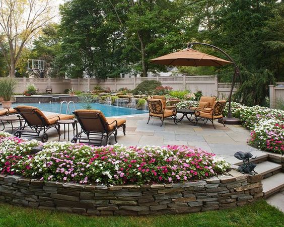backyard-pool-and-flowers