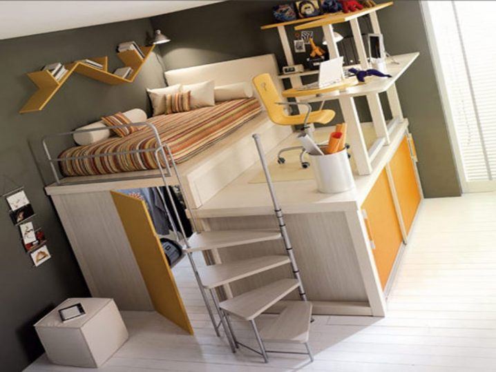 bedroom-white-solid-wood-loft-bunk-bed-having-twisted-stair-integrated-with-study-table-having-small-walk-in-closet-underneath-modern-teen-bedrooms