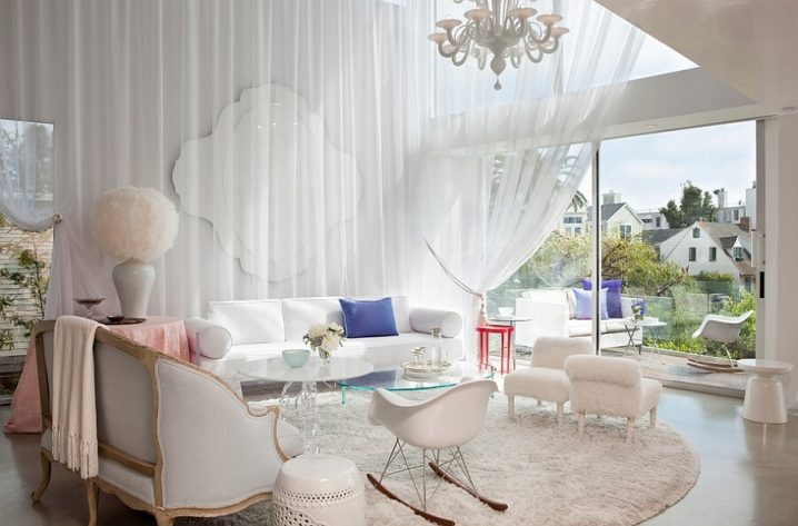 white-chic-feminine-living-room