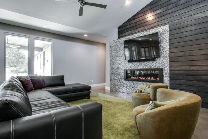 contemporary-living-room-with-fireplace-i